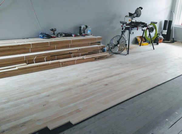 Hardwood-floor-installation
