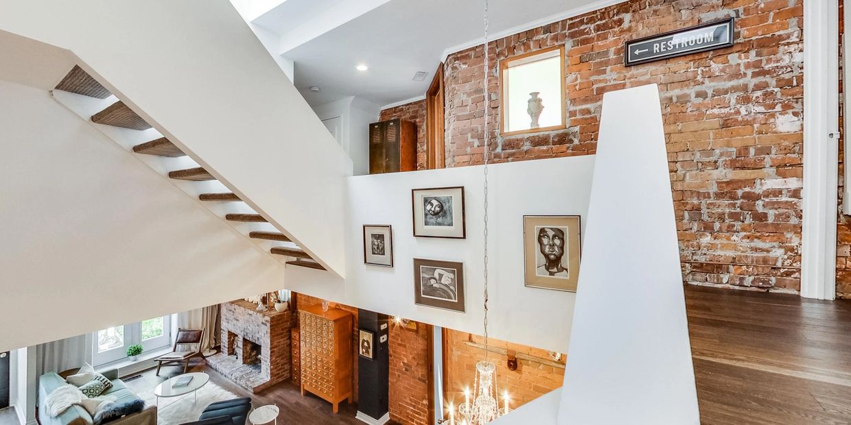 Pickering, Ontario Real Estate - Scott Hanton, Real Estate Broker