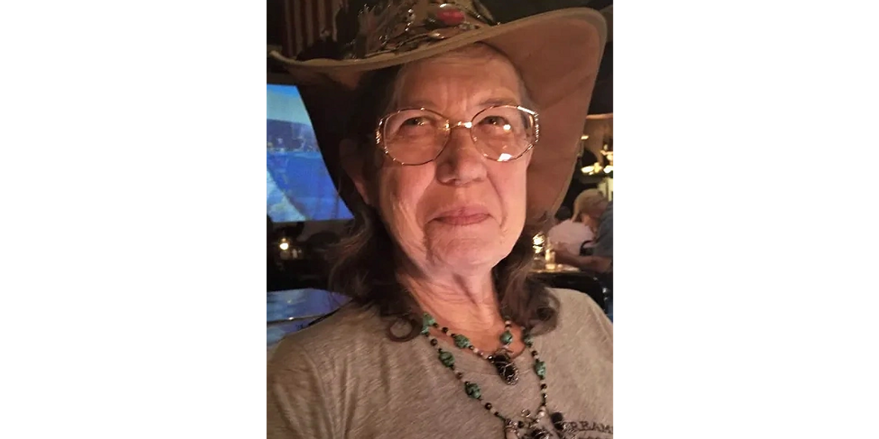 Ambrosias Designer, Myra Bowling
#talented designer #talented jewelry creator #personal jewelry