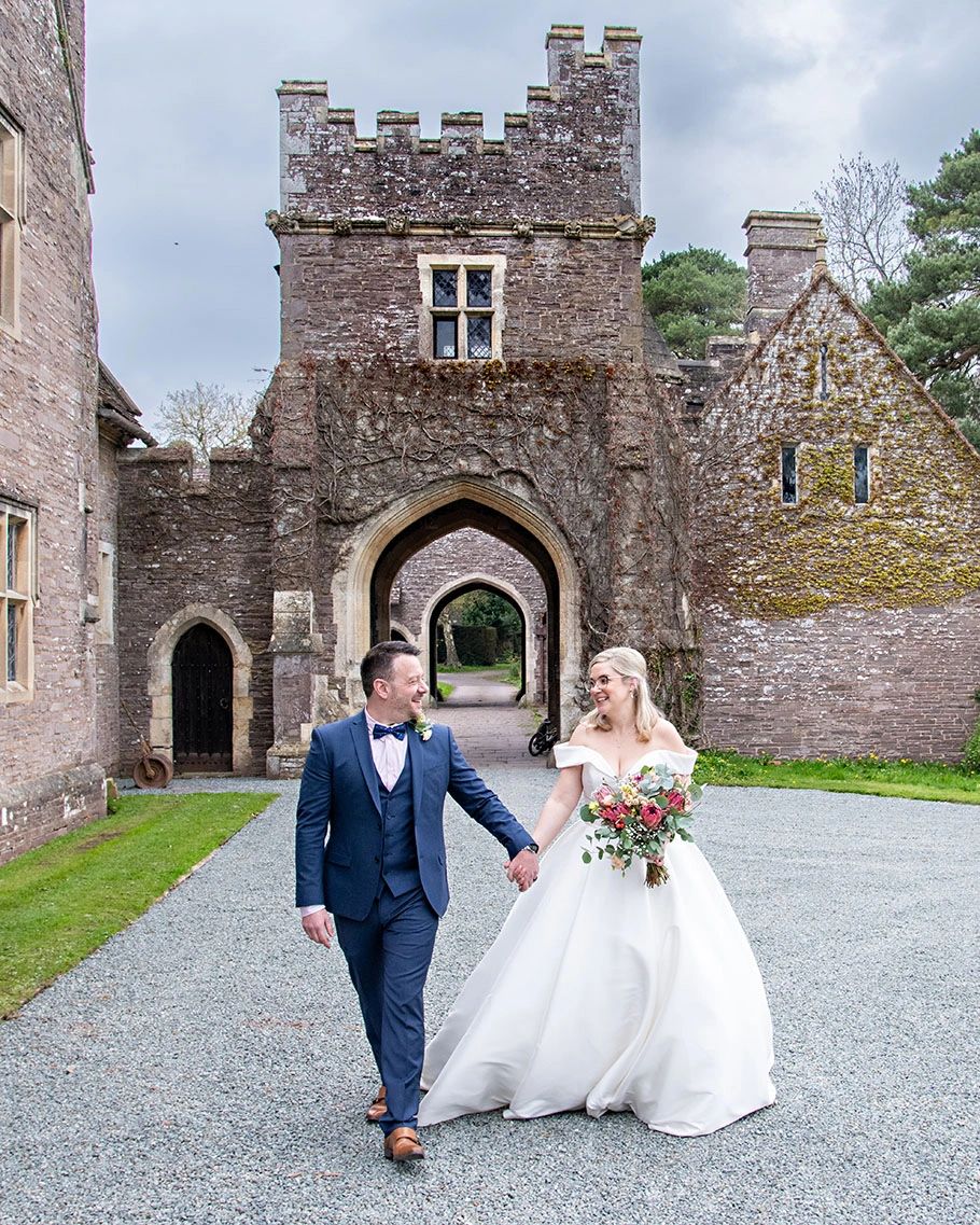 affordable wedding photography Brecon affordable wedding photography Brecon