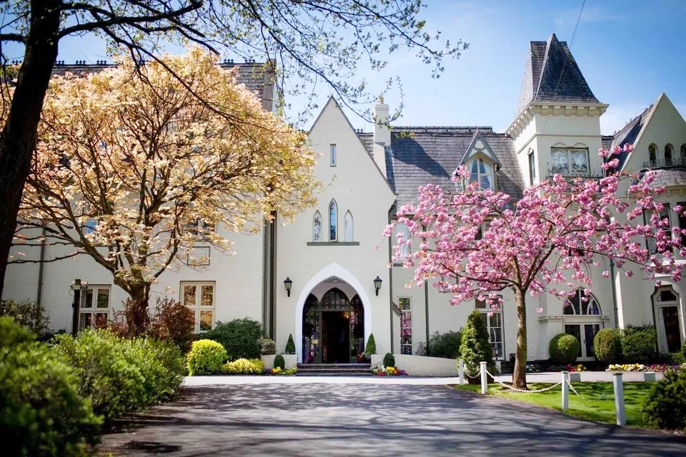 Glen Yr Afon wedding photographer Glen Yr Afon wedding photographer