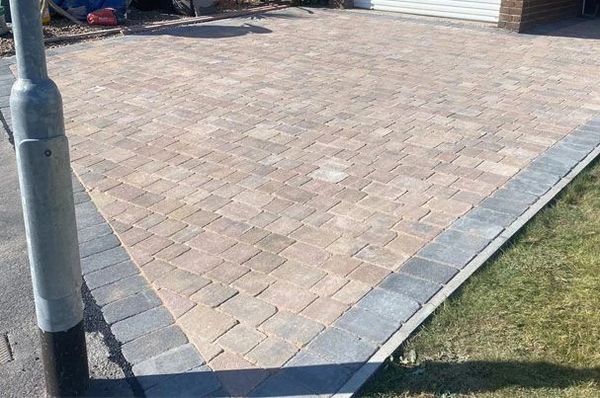 Garden and driveway prices Exeter | Local contractors | Best rates Devon
