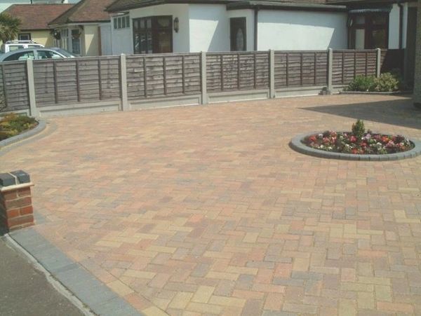 Landscaping quotes Exeter | Driveway estimates | Local garden company Devon