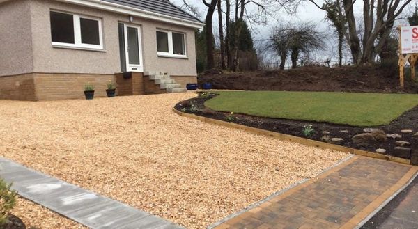Garden maintenance Exeter | Local landscapers Devon | Affordable prices