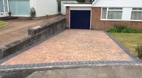 Driveway and patio prices Exeter | Local builders Devon | Free quotes