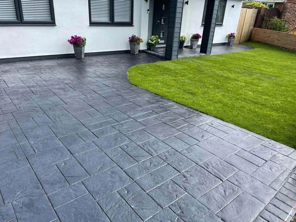 Block paving cost Exeter | Driveway prices Devon | Local pavers