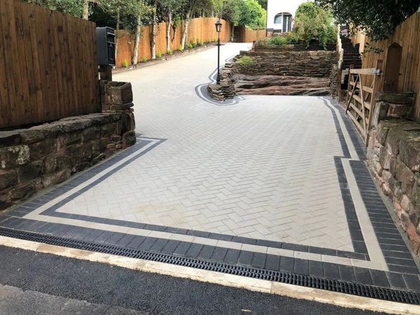 Local garden services Exeter | Landscaping Devon | Affordable rates
