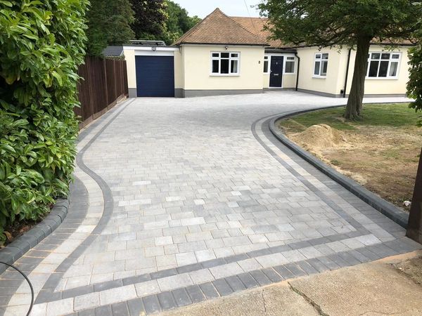 Artificial grass cost Exeter | Fake grass installation | Local grass fitters Devon