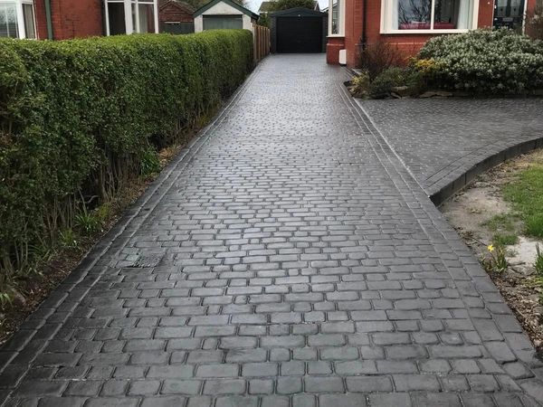 Driveway builders Exeter | Local contractors Devon | Best prices