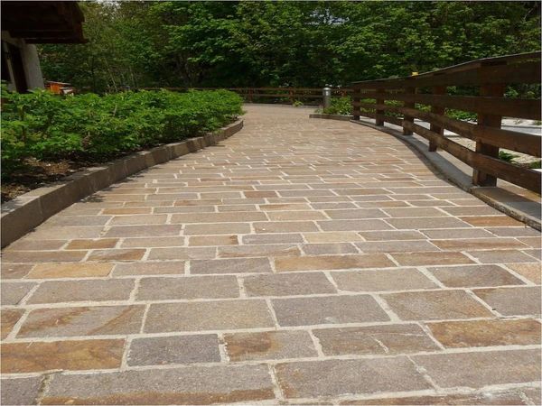 Pattern concrete driveways Exeter | Imprinted concrete cost | Local installers Devon