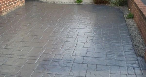 Garden makeover cost Exeter | Driveway prices | Local landscape gardeners Devon