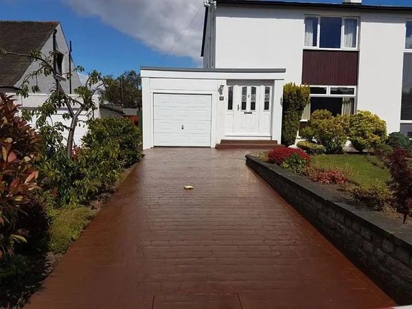 Artificial grass cost Exeter | Fake grass installation | Local grass fitters Devon