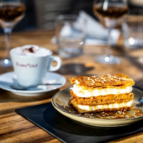 Mille feuilles maison, café crême pour le goûter ou en fin de repas