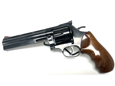6729
DAN WESSON 44VE
REVOLVER PRE-OWNED 44MAG 6" BRL