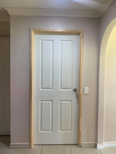 Jamb set and door