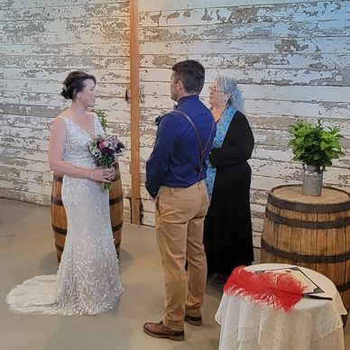 Wedding Minister Central PA
Wedding Officiant Central PA
Mechanicsburg PA
Harrisburg PA