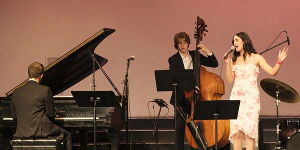 Andrew Wilcox - Piano
Wyatt Crosby - Bass