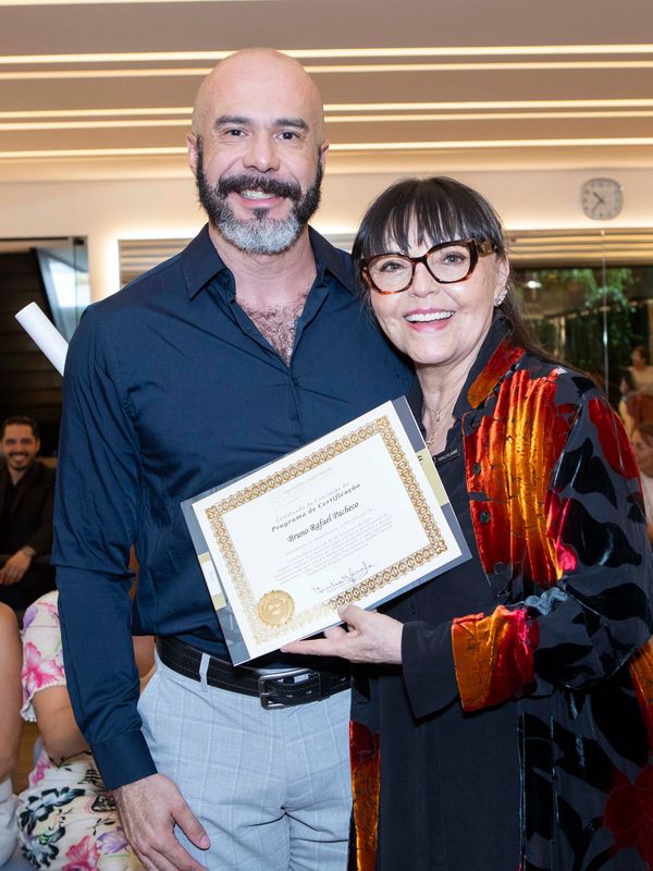 Certificado Autêntico Pilates Inelia Garcia - 3ª Geração Direta de Joseph Pilates