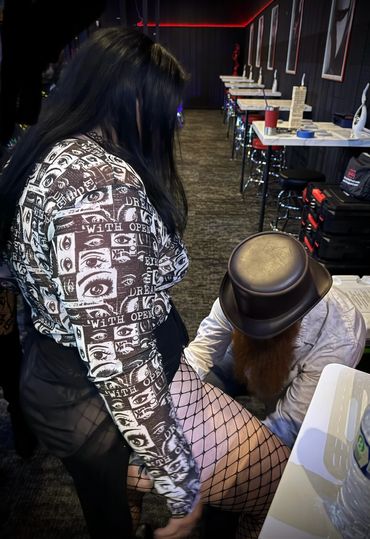 Hubby Slave assisting Goddess