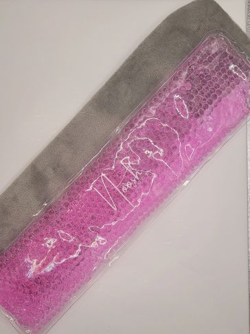 PERINEAL WARMING/COOLING COMPRESS. COMES IN A SET OF 2 HELPS TO SOOTH AREA AND PROMOTE BLOOD FLOW TO