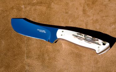 Quadalupe knife with natural stag handle andmirror finish blade by Robert Champion