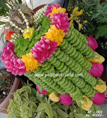 Pellipoolajada_AarthiPlateDecor_Chennai: Aarthi plate decor with chrysanthemum strands and roses