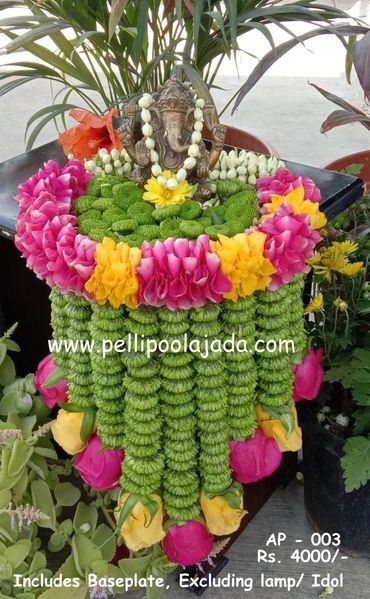 Pellipoolajada_AarthiPlateDecor_Tirupati: Aarthi Plate decor with chrysanthemum flowers , rose petal
