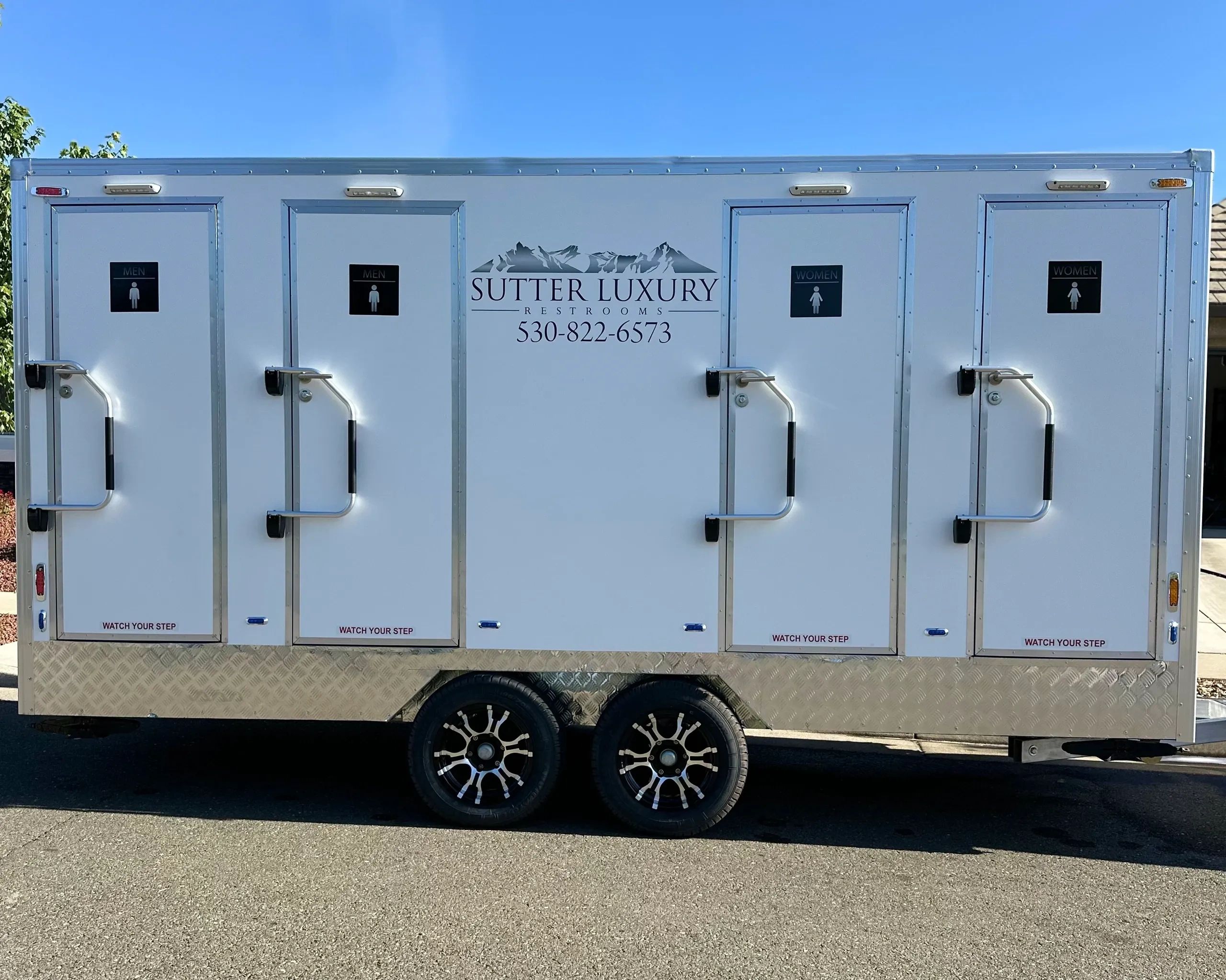 4-stall luxury restroom rental