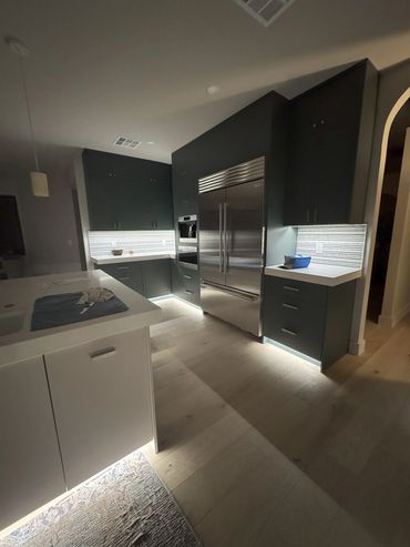 Kitchen undercabinet and toe light installation