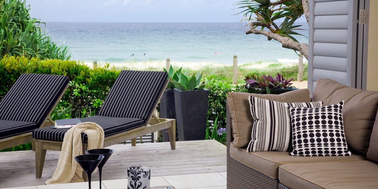 Pinellas County Pool and Outdoor Living Spaces Contractor