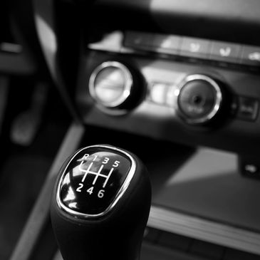 Auto gear shift and center console