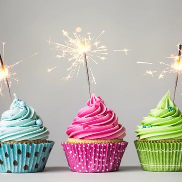 Cupcakes with sparkler candles