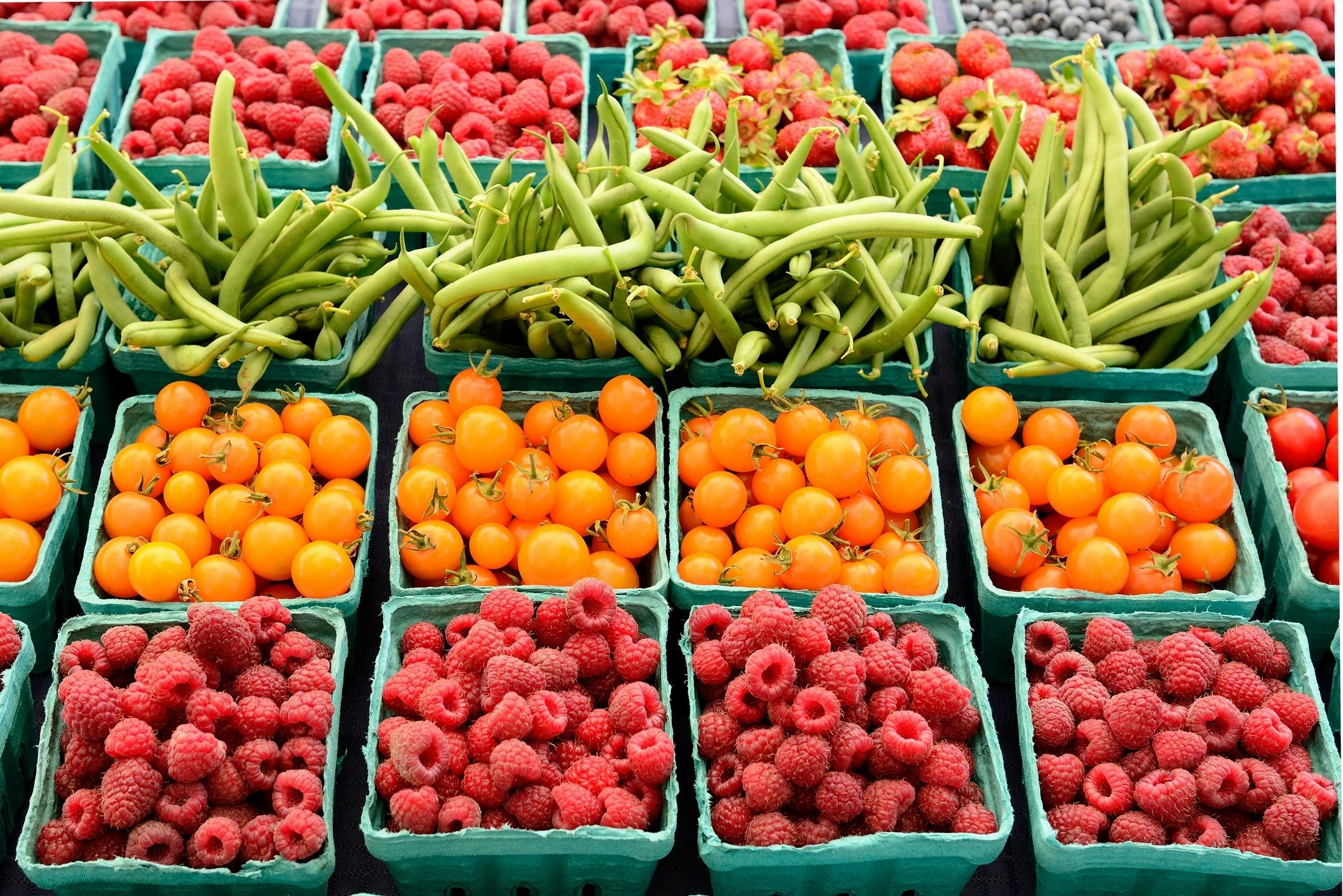 farmers market fruit