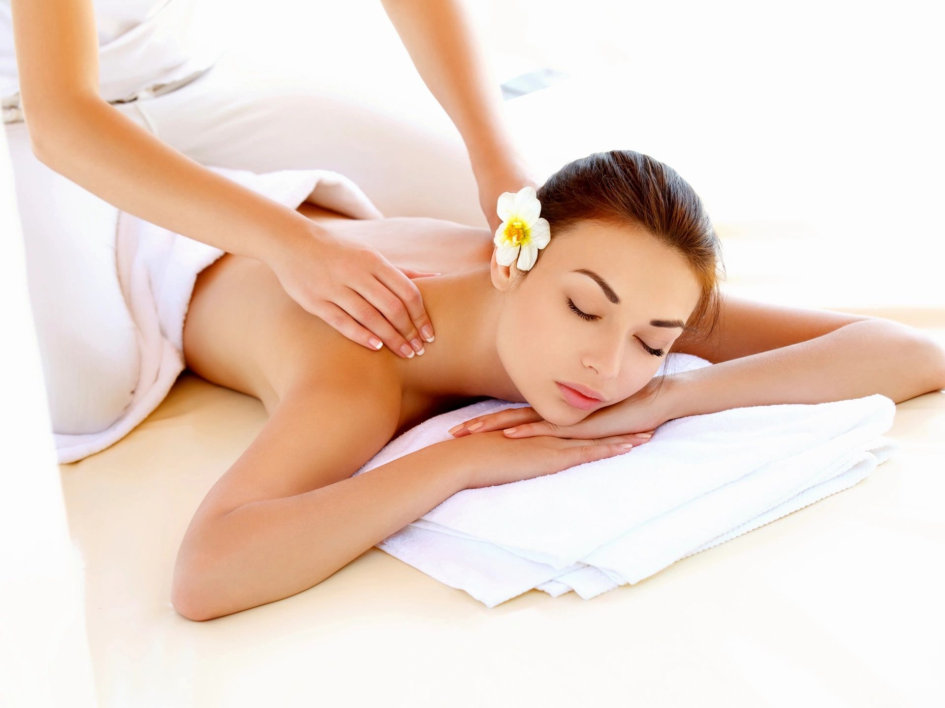 Different Types of Massage, Natural Body Spa & Shop