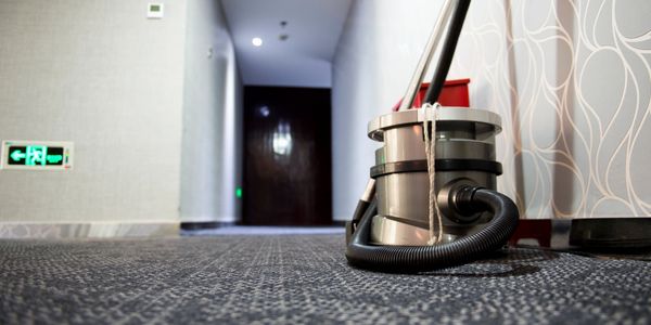 vacuum for office cleaning