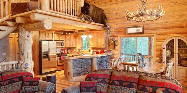 a beautiful cabin that was well cleaned