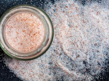 Exfoliation gommage au sel de la Mer  Morte