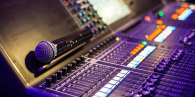 Professional audio consoles of all sizes for conferences or live bands. Digital and analogue options