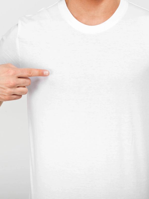 Customize you ideas on this blank T-Shirt with GunnsGraphics