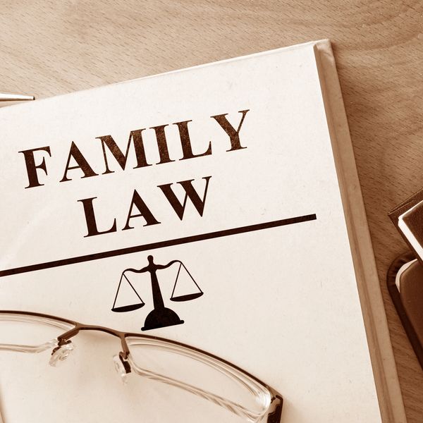 Ronilo Law focuses on family law. 