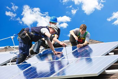 Solar power system maintenance and repair