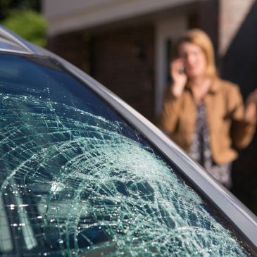 Auto Glass Replacement Mobile Oakland, windshield replacement Oakland mobile. 