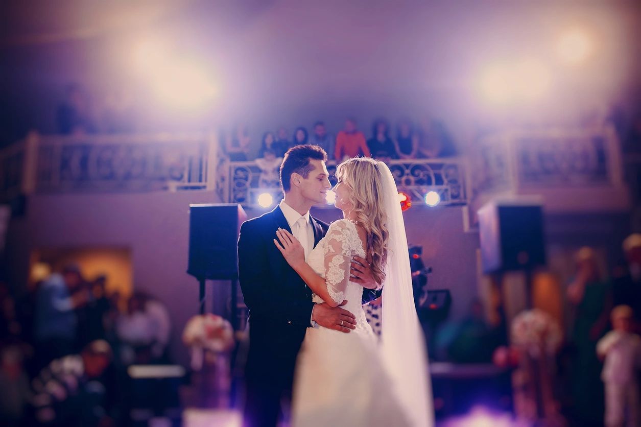 wedding singer and dj in Lincolnshire