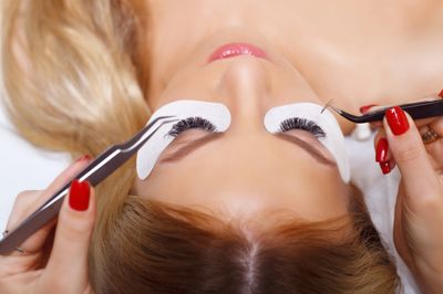 Eyelash Extension Training. Learn to apply eyelash extensions correctly. Lash training Charlotte NC