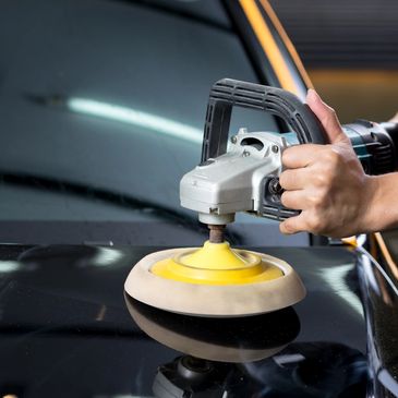 Buffing car paint
