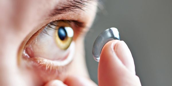 soft contact lenses. Cooper vision, biofinity acuvue oasys 