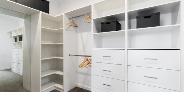 Bring easy storage to your closet with Shelf Closet Organizer White. 