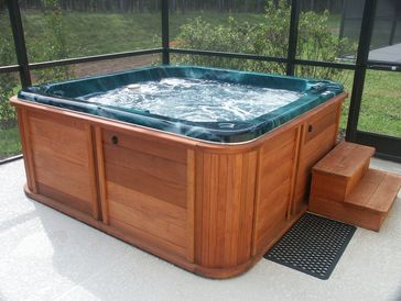 Hot tub, Spa