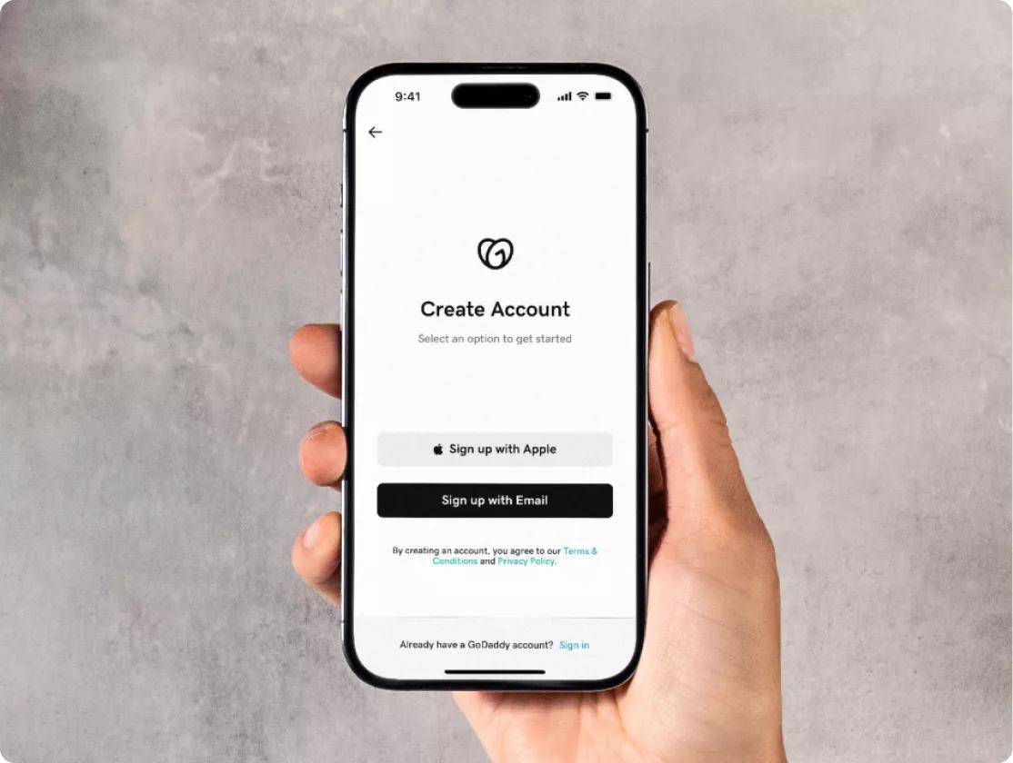 multi-feat-get-the-godaddy-mobile-app-556x420_2x