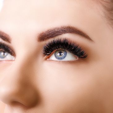 Showing end result of mega volume eyelash extension.